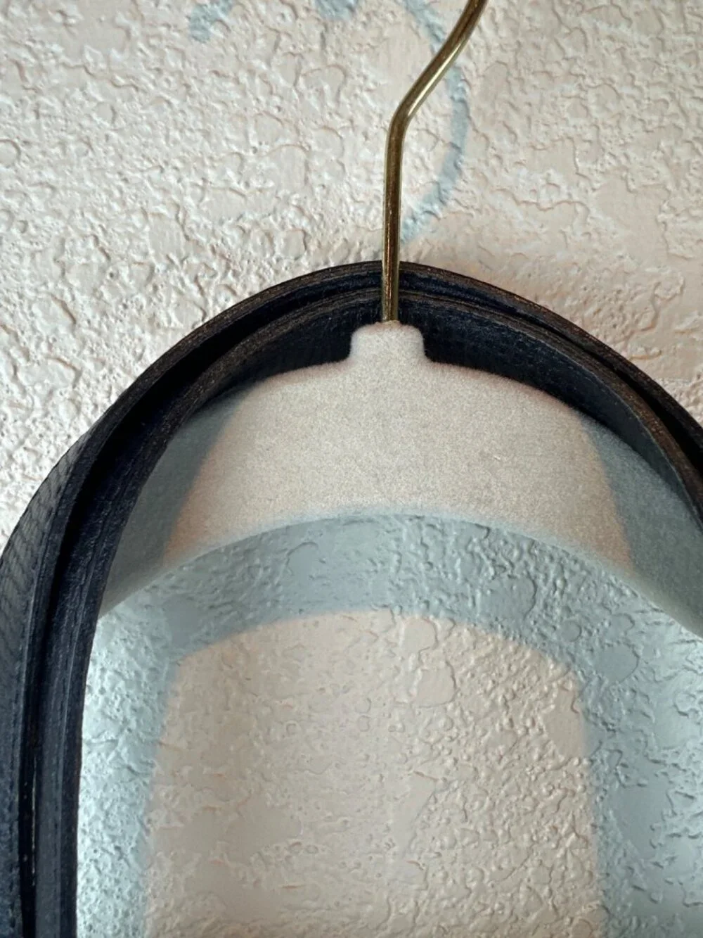 Vintage Christian Dior Navy Leather Shoulder Bag Gold Logo Made in France - Picture 7 of 16